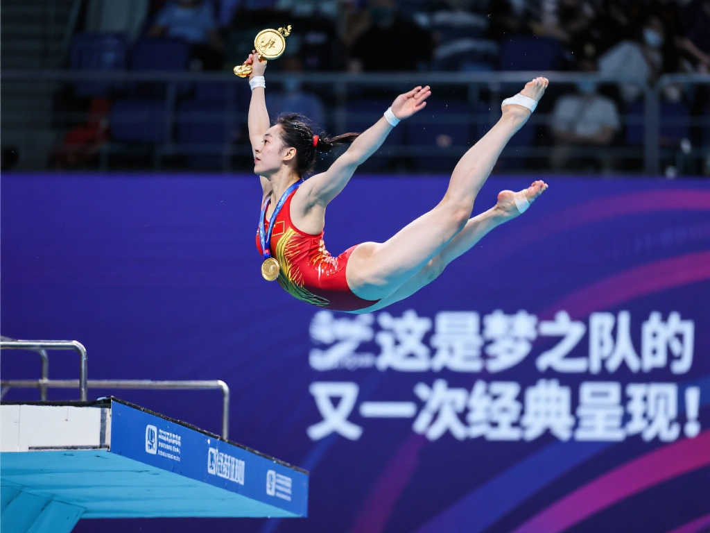 因其驚人的 因其驚人的